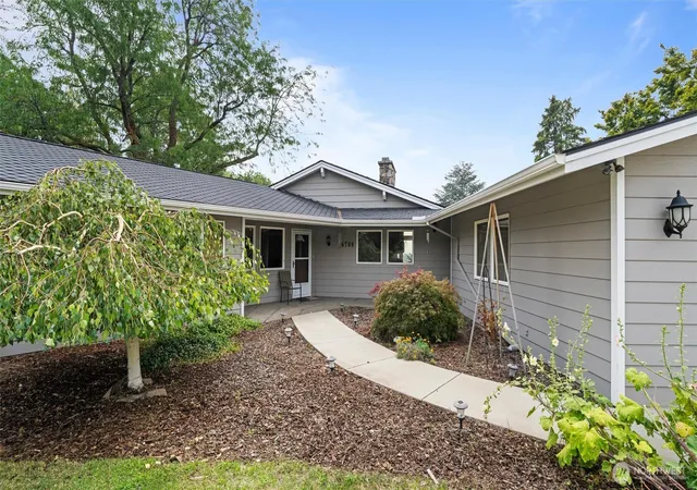 Photo 3 of Single family home for sale at 4706 Snowmountain Rd, Yakima, WA 98908 | MLS# NWM2589450 | Listing updated on 2026-10-02