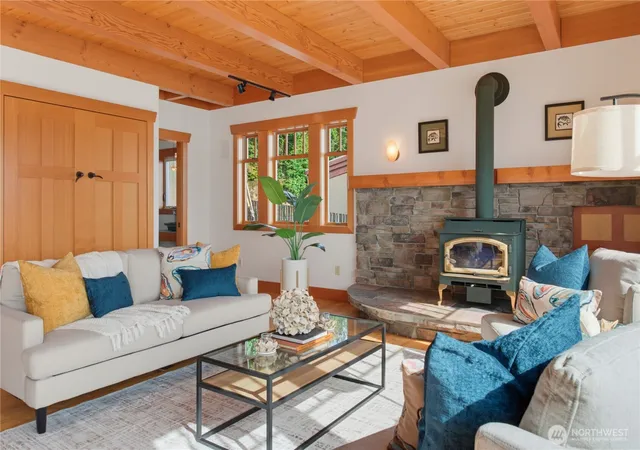 Photo 4 of Single family home for sale at 7241 NE N Shore Rd, Belfair, WA 98528 | MLS# NWM2589459 | Listing updated on 2026-10-07