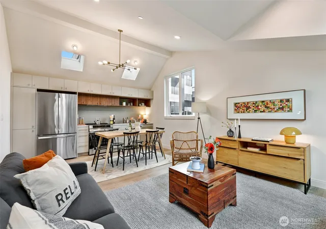 Photo 3 of Single family home for sale at 1705 Martin Luther King Jr Way, Seattle, WA 98122 | MLS# NWM2589461 | Listing updated on 2026-10-02