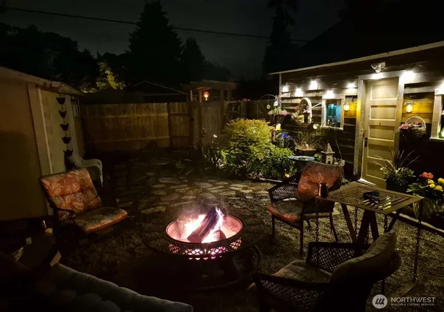 Photo 2 of Single family home for sale at 931 Mill Ave, Snohomish, WA 98290 | MLS# NWM2589464 | Listing updated on 2026-10-01