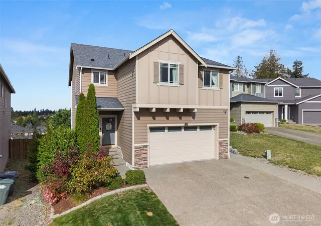 Photo 3 of Single family home for sale at 2507 189th Street Ct E, Tacoma, WA 98445 | MLS# NWM2589468 | Listing updated on 2026-10-08