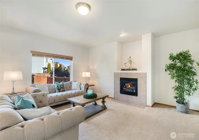 Photo 4 of Single family home for sale at 11501 185th Street E, Puyallup, WA 98374 | MLS# NWM2589476 | Listing updated on 2026-10-02