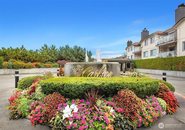 Photo 1 of Condo for sale at 2760 76th Avenue Se #402, Mercer Island, WA 98040 | MLS# NWM2589481 | Listing updated on 2026-10-02
