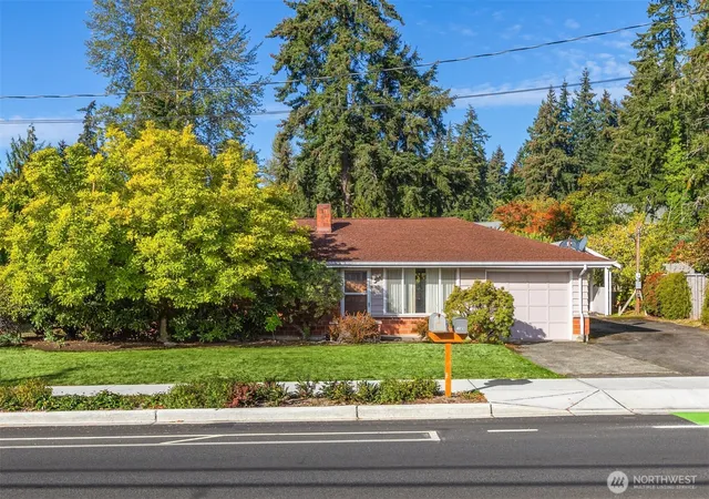 Photo 1 of Single family home for sale at 1129 Madison Ave N, Bainbridge Island, WA 98110 | MLS# NWM2589487 | Listing updated on 2026-10-01