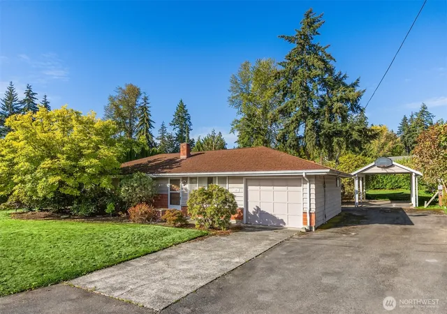 Photo 3 of Single family home for sale at 1129 Madison Ave N, Bainbridge Island, WA 98110 | MLS# NWM2589487 | Listing updated on 2026-10-01