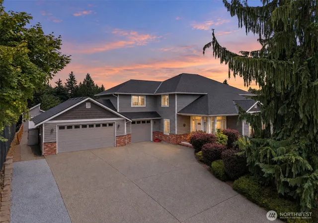 Photo 2 of Single family home for sale at 11521 42nd Place Se, Snohomish, WA 98290 | MLS# NWM2589488 | Listing updated on 2026-10-02