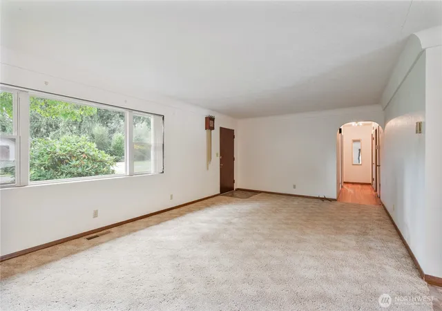 Photo 3 of Single family home for sale at 134 Buland Dr, Castle Rock, WA 98611 | MLS# NWM2589490 | Listing updated on 2026-10-01