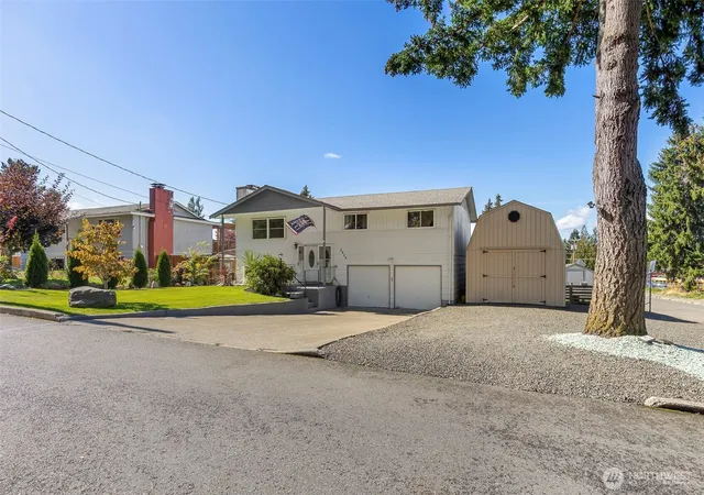 Photo 1 of Single family home for sale at 2854 Seiford Ave Se, Port Orchard, WA 98366 | MLS# NWM2589491 | Listing updated on 2026-10-02