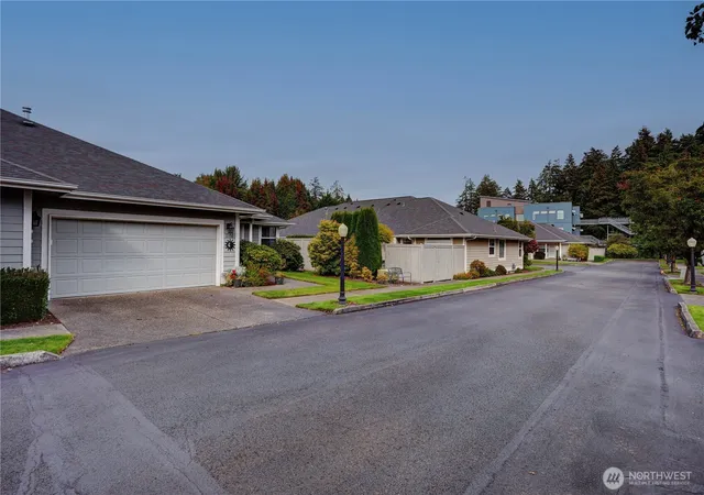 Photo 3 of Condo for sale at 1108 Garden Cir #11B, Fircrest, WA 98466 | MLS# NWM2589514 | Listing updated on 2026-10-02