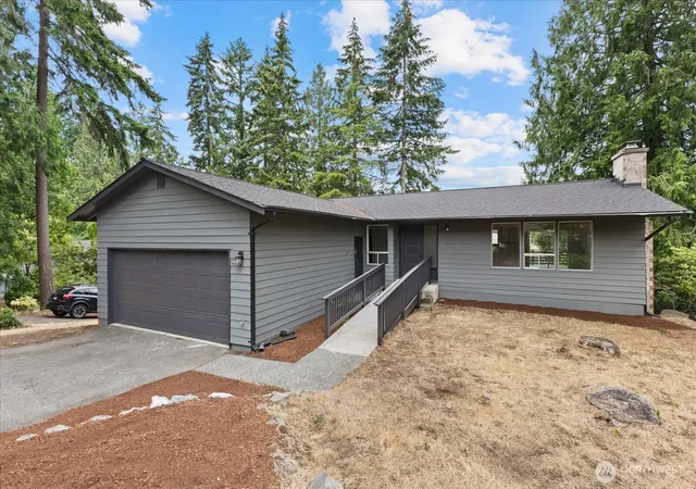 Single family home for sale at 5819 172nd Place SW, Lynnwood, WA 98037 | MLS# NWM2589518