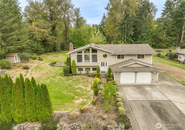 Single family home for sale at 19208 SE 332nd Place, Auburn, WA 98092 | MLS# NWM2589521