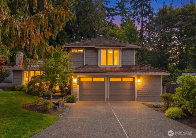 Photo 3 of Single family home for sale at 20535 Ne 37th Way, Sammamish, WA 98074 | MLS# NWM2589527 | Listing updated on 2026-10-02