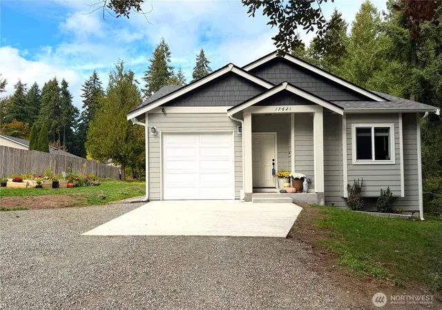 Photo 1 of Single family home for sale at 17621 Se Vine Ln, Yelm, WA 98597 | MLS# NWM2589529 | Listing updated on 2026-10-02
