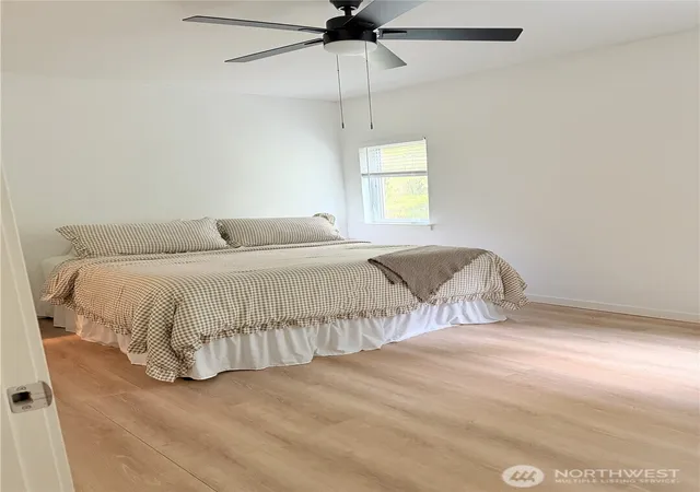 Photo 3 of Single family home for sale at 17621 SE Vine Ln, Yelm, WA 98597 | MLS# NWM2589529 | Listing updated on 2026-10-02