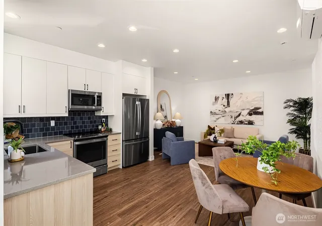 Photo 3 of Townhouse for sale at 1713 17th Avenue, Seattle, WA 98122 | MLS# NWM2589540 | Listing updated on 2026-10-01
