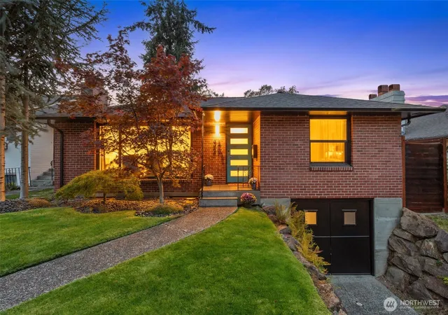 Photo 1 of Single family home for sale at 3429 40th Avenue W, Seattle, WA 98199 | MLS# NWM2589548 | Listing updated on 2026-10-01
