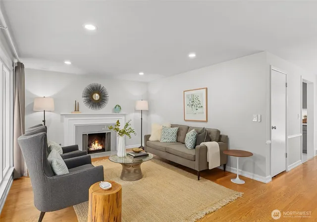 Photo 3 of Single family home for sale at 3429 40th Avenue W, Seattle, WA 98199 | MLS# NWM2589548 | Listing updated on 2026-10-01
