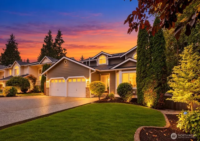Photo 2 of Single family home for sale at 4629 154th Place Sw, Lynnwood, WA 98087 | MLS# NWM2589567 | Listing updated on 2026-10-09