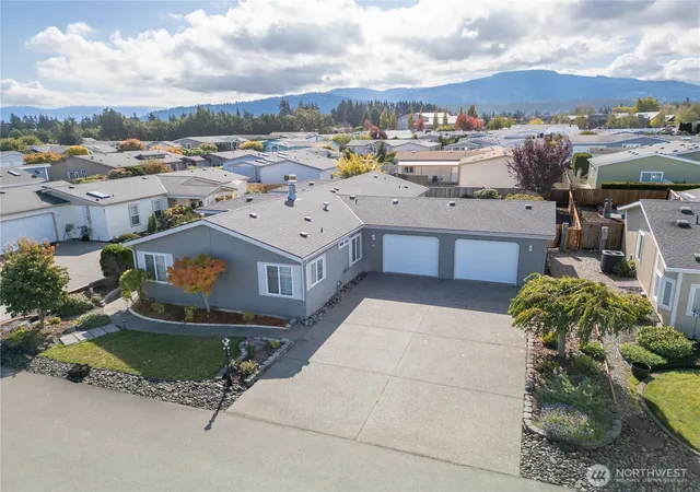 Photo 3 of Manufactured home for sale at 431 Crows Nest Ln, Sequim, WA 98382 | MLS# NWM2589572 | Listing updated on 2026-10-03