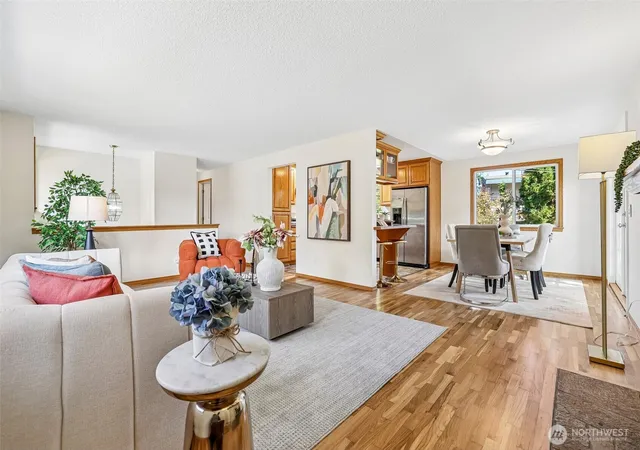 Photo 4 of Single family home for sale at 5508 155th Avenue NE, Redmond, WA 98052 | MLS# NWM2589582 | Listing updated on 2026-10-02