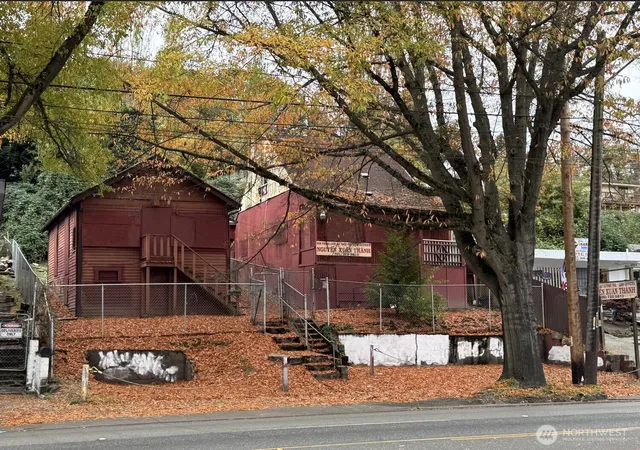 Photo 3 of Single family home for sale at 3859 Rainier Ave S, Seattle, WA 98118 | MLS# NWM2589591 | Listing updated on 2026-10-19