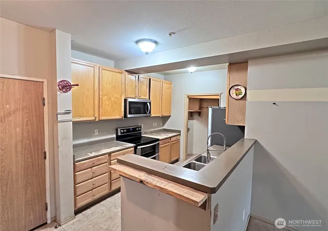 Photo 4 of Condo for sale at 512 Darby Dr #113, Bellingham, WA 98226 | MLS# NWM2589599 | Listing updated on 2026-10-01