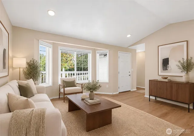 Photo 4 of Single family home for sale at 4627 127th Place SE, Everett, WA 98208 | MLS# NWM2589605 | Listing updated on 2026-10-02