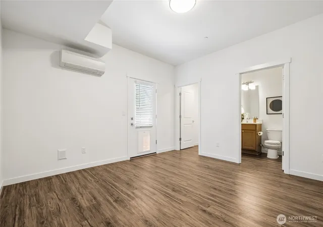 Photo 3 of Townhouse for sale at 115 SW 181st Place, Normandy Park, WA 98166 | MLS# NWM2589612 | Listing updated on 2026-10-01