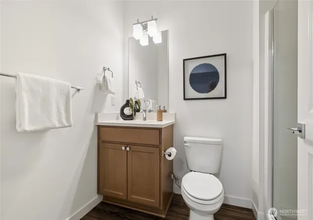 Photo 4 of Townhouse for sale at 115 SW 181st Place, Normandy Park, WA 98166 | MLS# NWM2589612 | Listing updated on 2026-10-01