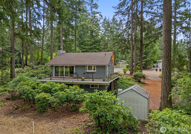 Photo 2 of Single family home for sale at 11001 Pioneer Dr, Anderson Island, WA 98303 | MLS# NWM2589622 | Listing updated on 2026-10-01