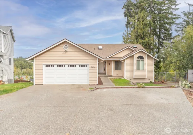 Photo 3 of Single family home for sale at 1242 Nw Timber Shadow Ct, Silverdale, WA 98383 | MLS# NWM2589628 | Listing updated on 2026-10-01