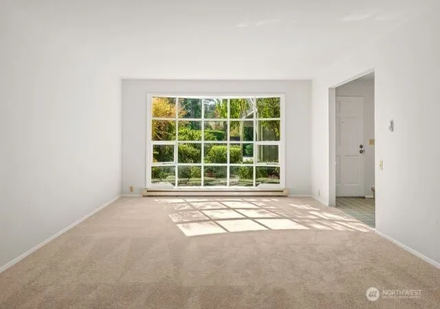 Photo 3 of Townhouse for sale at 1420 Bellevue Way Se #8, Bellevue, WA 98004 | MLS# NWM2589636 | Listing updated on 2026-10-16