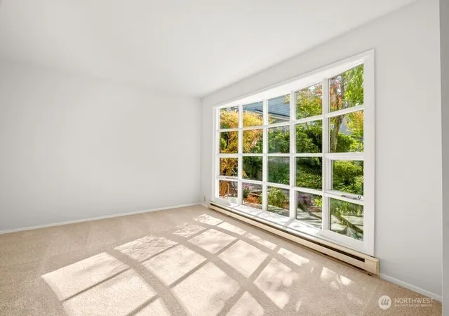Photo 4 of Townhouse for sale at 1420 Bellevue Way SE #8, Bellevue, WA 98004 | MLS# NWM2589636 | Listing updated on 2026-10-16
