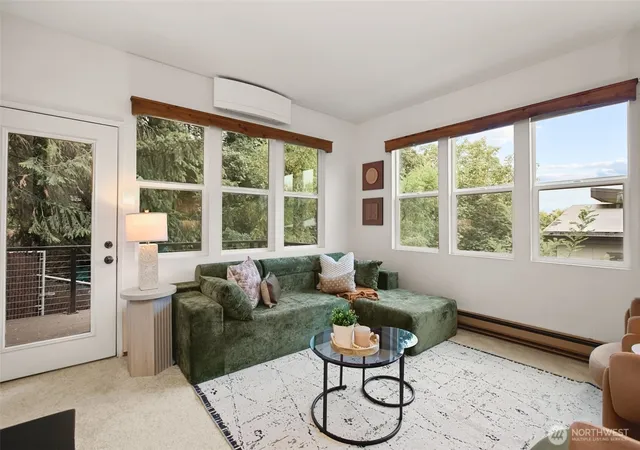 Photo 4 of Single family home for sale at 201 28th Avenue, Seattle, WA 98122 | MLS# NWM2589639 | Listing updated on 2026-10-01