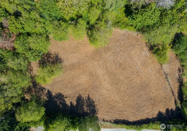 Photo 4 of Land for sale at 7603 S Fidalgo Bay Rd, Anacortes, WA 98221 | MLS# NWM2589640 | Listing updated on 2026-10-02