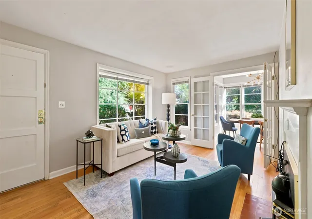 Photo 4 of Single family home for sale at 7419 48th Avenue NE, Seattle, WA 98115 | MLS# NWM2589654 | Listing updated on 2026-10-02