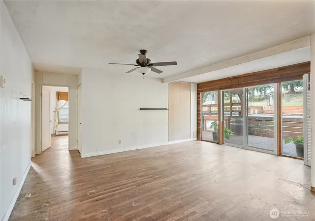 Photo 2 of Single family home for sale at 2008 Spirit Lake Hwy, Castle Rock, WA 98611 | MLS# NWM2589666 | Listing updated on 2026-10-13