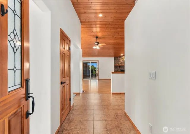 Photo 3 of Single family home for sale at 25920 Jim Crk Rd, Arlington, WA 98223 | MLS# NWM2589672 | Listing updated on 2026-10-01