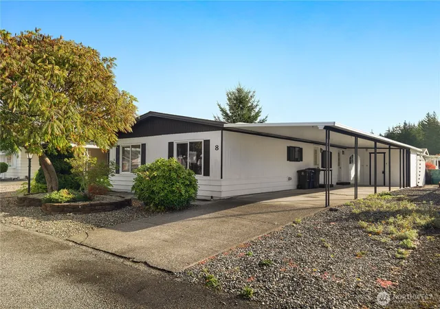 Photo 1 of Manufactured home for sale at 8 Dasher Dr, Shelton, WA 98584 | MLS# NWM2589676 | Listing updated on 2026-10-01
