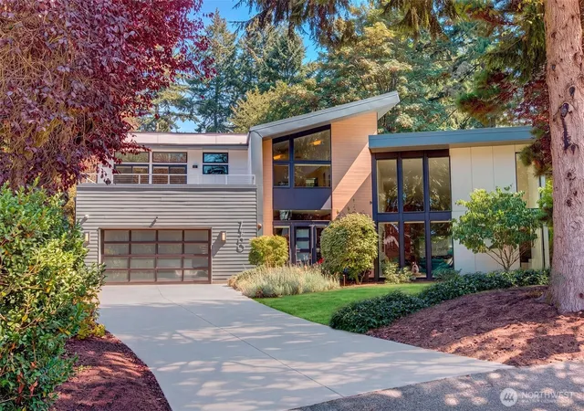 Single family home for sale at 7560 86th Avenue SE, Mercer Island, WA 98040 | MLS# NWM2589677