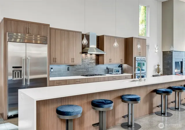 Photo 3 of Single family home for sale at 7560 86th Avenue SE, Mercer Island, WA 98040 | MLS# NWM2589677 | Listing updated on 2026-10-01