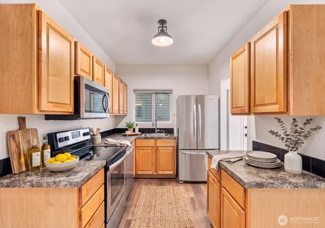 Photo 3 of Condo for sale at 14475 Northeast 40th St #E202, Bellevue, WA 98007 | MLS# NWM2589686 | Listing updated on 2026-10-12
