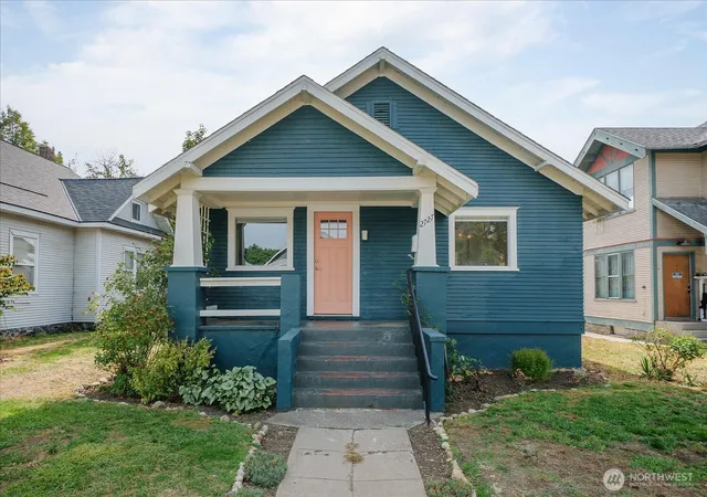 Photo 1 of Sale Pending at 2727 W Broadway Ave, Spokane, WA 99201 | MLS# NWM2589692 | Listing updated on 2026-10-05