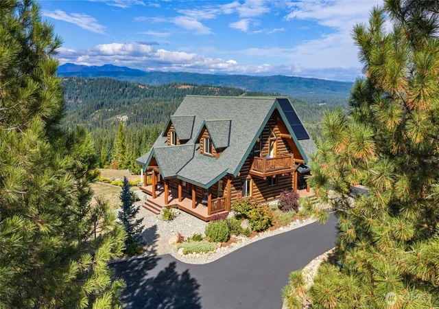 Photo 2 of Single family home for sale at 771 Whisper Crk Dr, Cle Elum, WA 98922 | MLS# NWM2589700 | Listing updated on 2026-10-01