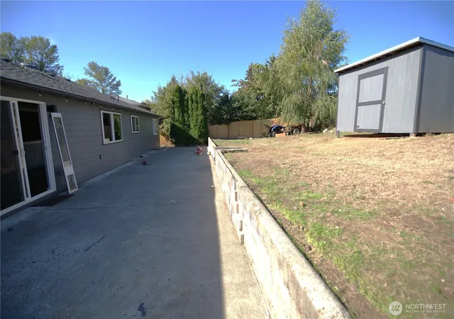 Photo 3 of Single family home for sale at 29325 45th Place S, Auburn, WA 98001 | MLS# NWM2589706 | Listing updated on 2026-10-01