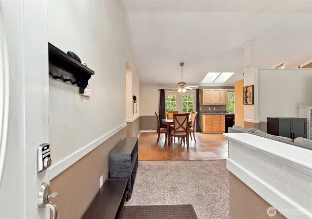 Photo 4 of Single family home for sale at 10429 10th Place SE, Lake Stevens, WA 98258 | MLS# NWM2589711 | Listing updated on 2026-10-02
