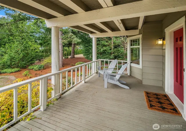 Photo 3 of Single family home for sale at 603 Landmark Ct Ne, Bainbridge Island, WA 98110 | MLS# NWM2589716 | Listing updated on 2026-10-01