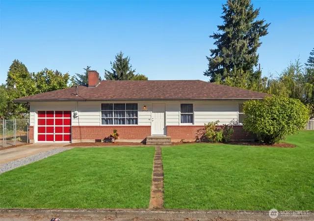 Photo 1 of Single family home for sale at 2526 E 20th Street, Vancouver, WA 98661 | MLS# NWM2589718 | Listing updated on 2026-10-02