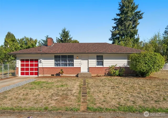 Photo 2 of Single family home for sale at 2526 E 20th Street, Vancouver, WA 98661 | MLS# NWM2589718 | Listing updated on 2026-10-02