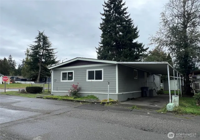 Photo 2 of Manufactured home for sale at 7526 157th Street E #55, Puyallup, WA 98375 | MLS# NWM2589723 | Listing updated on 2026-10-01